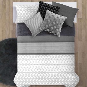 Edredón comforter con dibujo y reverso de sherpa triángulos